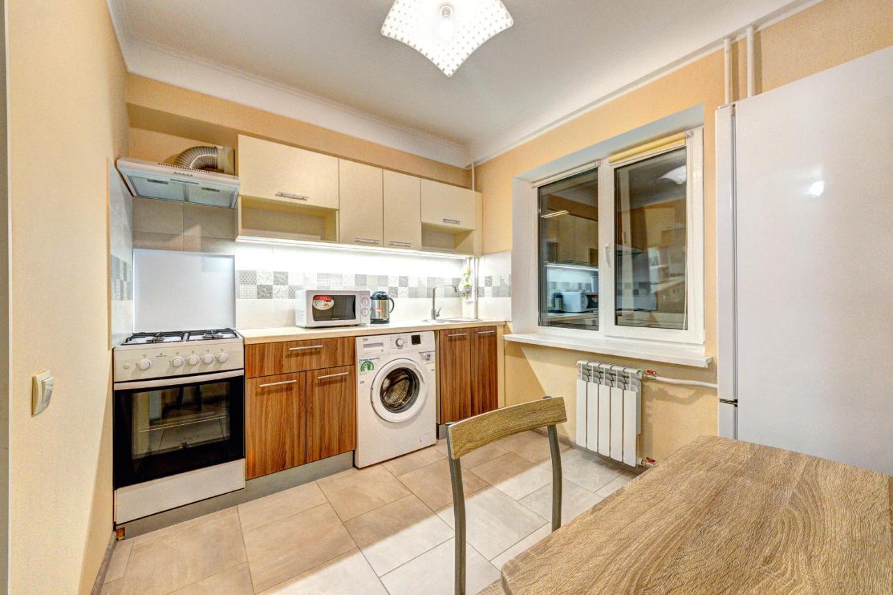 Apartments Near Ocean Plaza Druzhby Narodov Boulevard 8A Киев Экстерьер фото